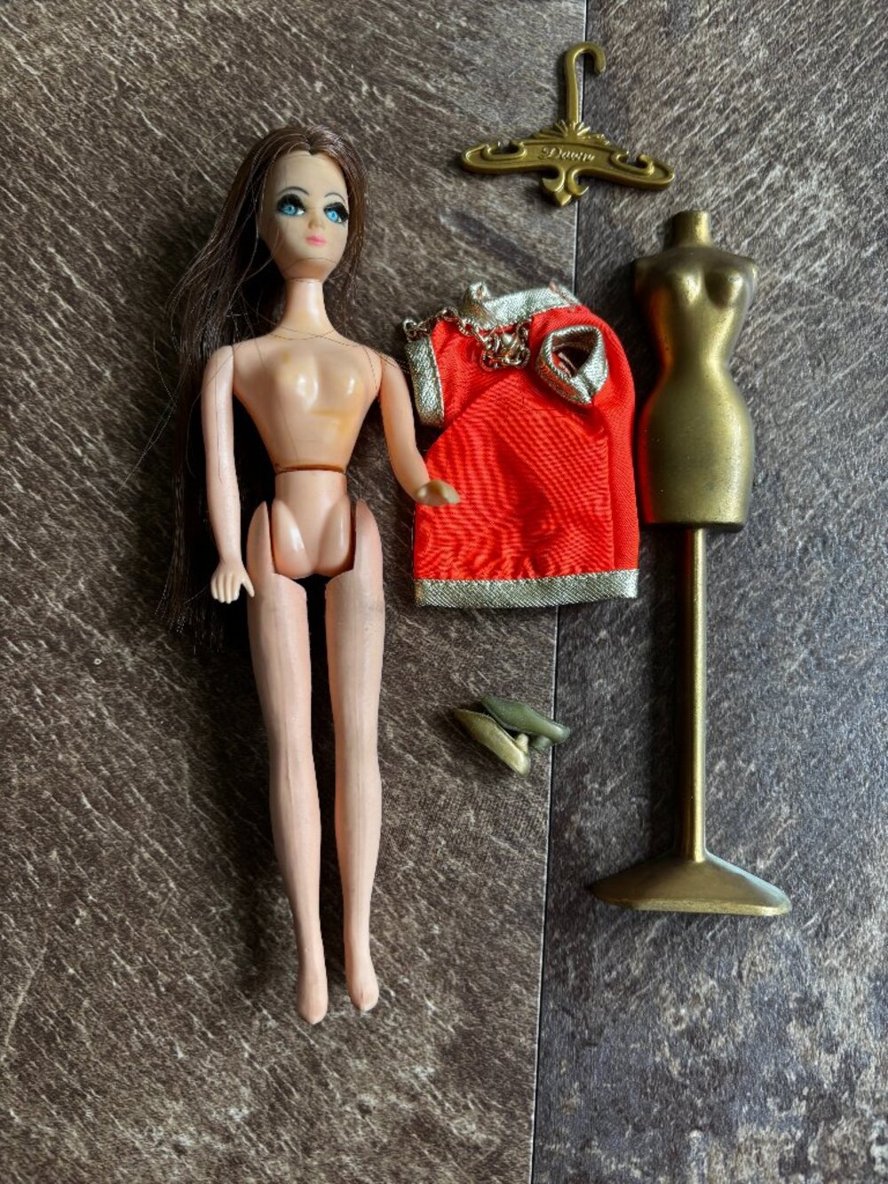 Topper Dawn Dancing Longlocks doll wearing original orange mini w/gold trim 1064